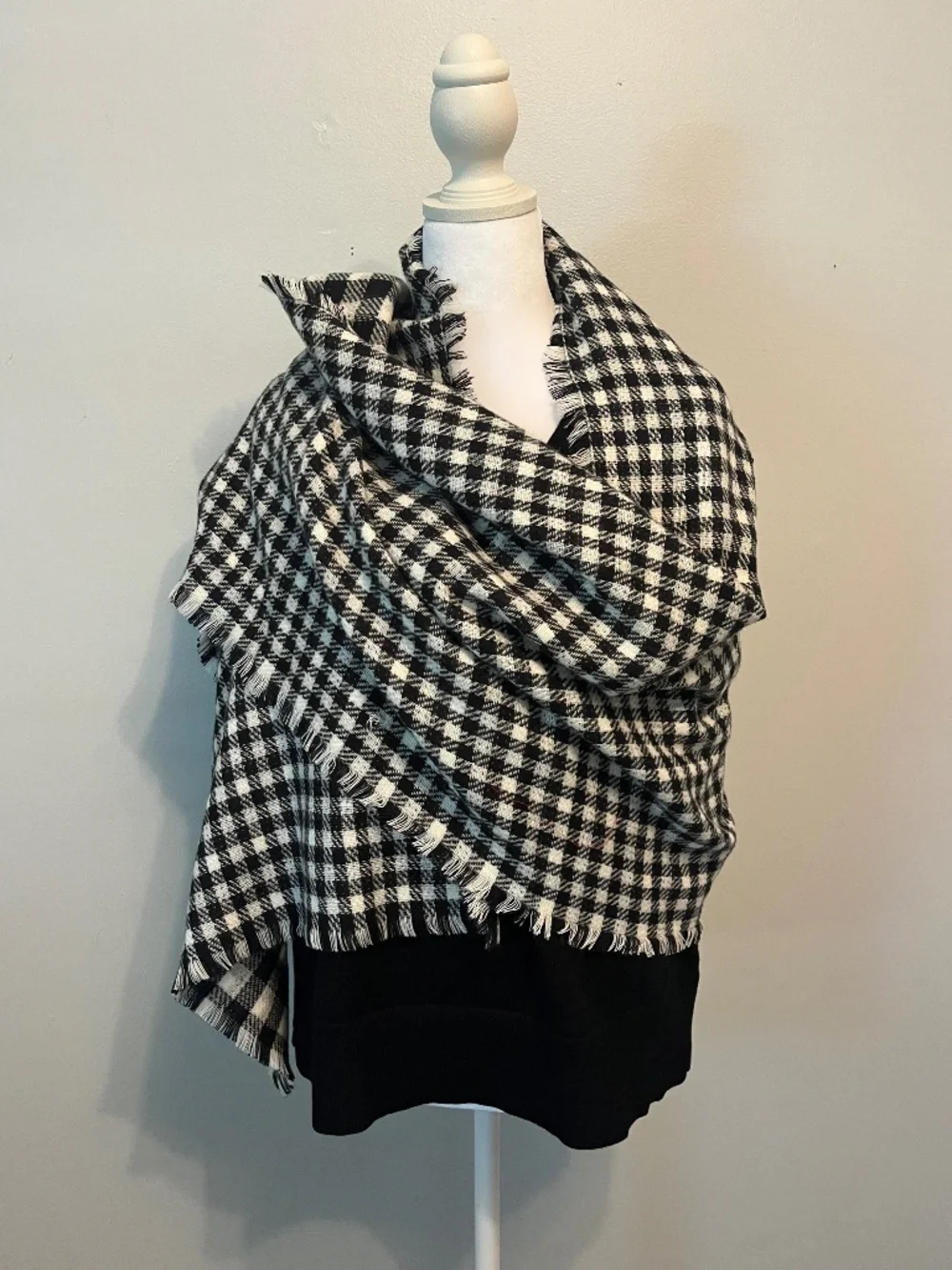 J.Jill Scarf/ Wrap - Ultra Soft - Black and White